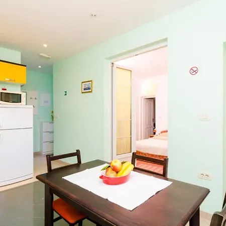 Diana - Cozy For Two Apartment *