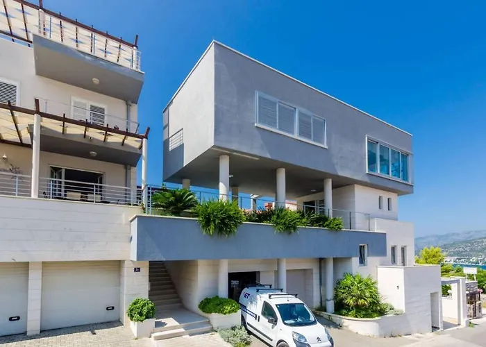 Diana - Cozy For Two